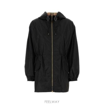 Burberry 26FW ������ W BINHAM NYL A21 166468 A1189 8113522A1189 TP57808726FW ������ W BINHAM NYL A21 166468 A1189 8113522A1189