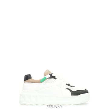 Valentino 25SS �߷�Ƽ�� ONE STUD XL �ο� ž ����Ŀ�� S0G37WWARJE TP57044862625SS �߷�Ƽ�� ONE STUD XL �ο� ž ����Ŀ�� S0G37WWARJE