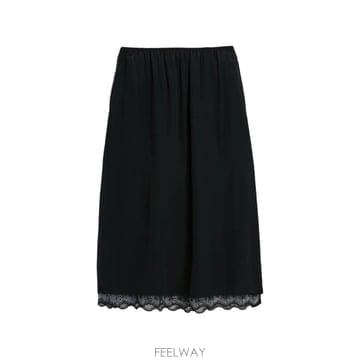Simone Rocha 26 FW �ø� �λ� ���̽� Ʈ���� �̵� ��ĿƮ 32260514BLACK TP45814138026 FW �ø� �λ� ���̽� Ʈ���� �̵� ��ĿƮ 32260514BLAC