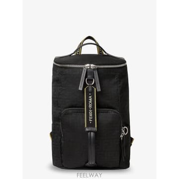 FENDI [N85]��� 7VZ095 ���� ���� ���� �賶 ��Ʈ�� FENDI Tourist backpack in FF[N85]��� 7VZ095 ���� ���� ���� �賶 ��Ʈ�� FENDI Tour