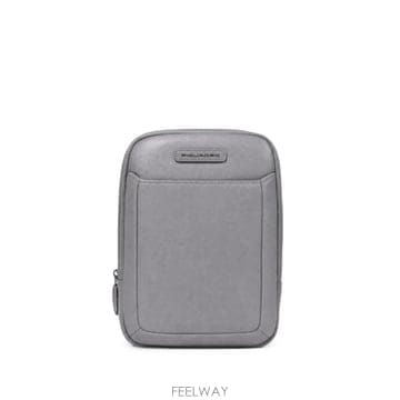 Piquadro 26 FW ������ mini logo plaque leather messenger bag CA3084MOS26 FW ������ mini logo plaque leather messenger bag 