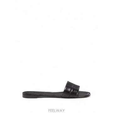 26 FW 쥬세페자노티 스터드 디테일 레더 샌들 E500060H01 TP459203109