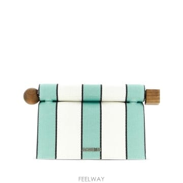 Jacquemus 26 FW ��ũ���� �յ� � Ŭ��ġ BAW00356AW00508 TP45503035626 FW ��ũ���� �յ� � Ŭ��ġ BAW00356AW00508 TP4550