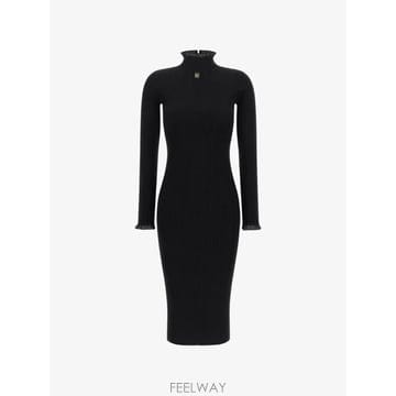 Elisabetta Franchi 26 FW Elisabetta Franchi �ΰ� ������ ��Ʈ �巹�� AM21B66E2 TP45813782126 FW Elisabetta Franchi �ΰ� ������ ��Ʈ �巹�� AM21B
