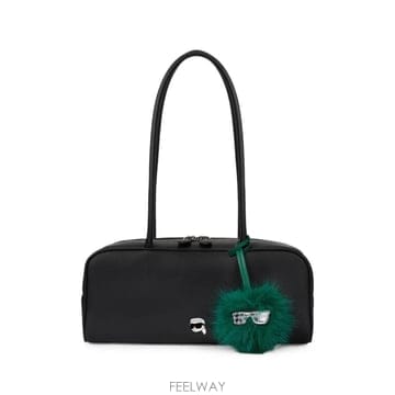26 FW 칼라거펠트 아이콘 페블 롱 숄더 백 B4W30307999 TP456707289