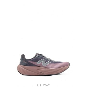 26 FW  퓨얼셀 레벨 V5 스니커즈 WFCX3WA TP459228258