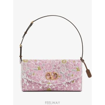 Valentino 26 FW �߷�Ƽ�� ����ٴ� �庣�� ��ī�� �緺�� �к긯 ���� ��� �� WB0T31QEV TP4574184626 FW �߷�Ƽ�� ����ٴ� �庣�� ��ī�� �緺�� �к긯 ��