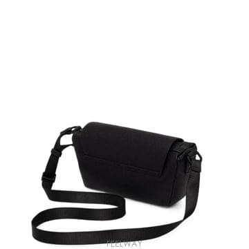26 FW Armani Exchange 페블 폴드오버 벨트 백 XM003164AF26663 TP4569451
