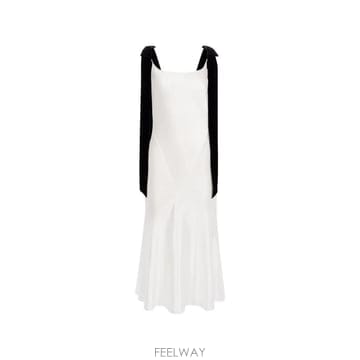 NINA RICCI 26 FW �ϳ���ġ ���� ������ ��ƾ �̵� �巹�� 26ACRO030SE1415U1230 TP45511210226 FW �ϳ���ġ ���� ������ ��ƾ �̵� �巹�� 26ACRO030S
