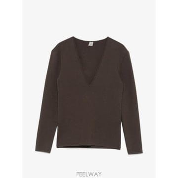 Toteme 26 FW ���� V�� ��Ҹ� ������ 262WRT0685YA0243427 TP45574872526 FW ���� V�� ��Ҹ� ������ 262WRT0685YA0243427 TP455