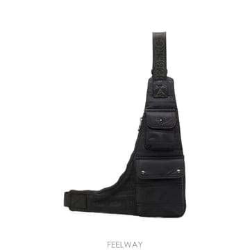 Iceberg 26 FW ���̽����� �ΰ� ����Ʈ ��Ƽ ���� ũ�ν� �� 26EK1P172366945U990 TP458921526 FW ���̽����� �ΰ� ����Ʈ ��Ƽ ���� ũ�ν� �� 26EK1