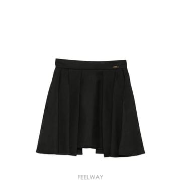 Elisabetta Franchi 26 FW Elisabetta Franchi �ΰ� ��� �ø��� ��ĿƮ GO21366E2 TP45743430926 FW Elisabetta Franchi �ΰ� ��� �ø��� ��ĿƮ GO213