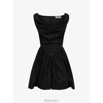 ViVienne westwood 26 FW ���ȿ���Ʈ��� ������ �ڸ��� �ν����̾�� �̴� �巹�� 1101039HW009QAAA TP455726 FW ���ȿ���Ʈ��� ������ �ڸ��� �ν����̾�� �̴�