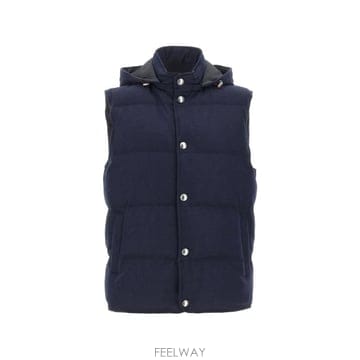 Eleventy 26 FW �Ϸ���Ƽ hooded cashmere gilet N75GILH04TES0N16811 TP4582526 FW �Ϸ���Ƽ hooded cashmere gilet N75GILH04TES0N168