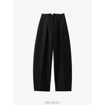 Jacquemus 26 FW ��ũ���� ���߷� �ȶ��� ���� PAW00079AW00741 TP45873250926 FW ��ũ���� ���߷� �ȶ��� ���� PAW00079AW00741 TP45