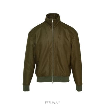 JIL SANDER 26 FW ������ �е� ���� ��Ŷ J22BN0296J40045 TP45855342226 FW ������ �е� ���� ��Ŷ J22BN0296J40045 TP45855342