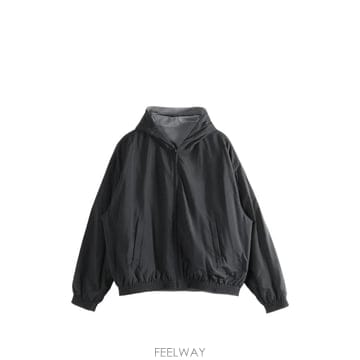 Balenciaga 26 FW �߷��þư� �������� �ĵ� ���� ��Ŷ 857733TTO04 TP45872239726 FW �߷��þư� �������� �ĵ� ���� ��Ŷ 857733TTO04 T