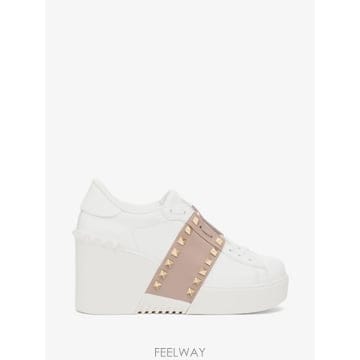 Valentino 26 FW �߷�Ƽ�� ����ٴ� Open Disco wedge sneakers in calfskin 85mm W26 FW �߷�Ƽ�� ����ٴ� Open Disco wedge sneakers in c