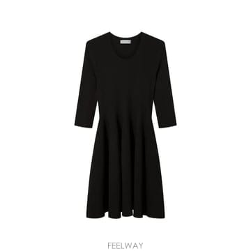 Stella McCartney 26 FW ���ڶ� ��īƮ�� �� �� �÷��� ��Ʈ �巹�� 6K12503S2662 TP45527341426 FW ���ڶ� ��īƮ�� �� �� �÷��� ��Ʈ �巹�� 6K12503