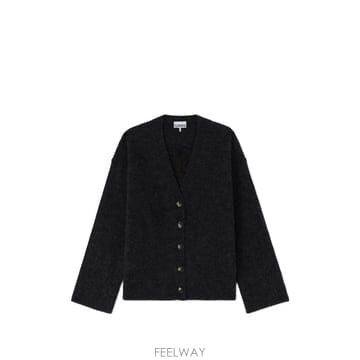 GANNI 26 FW ���� �ٳ��� ��Ÿ���þ� V�� ����� A1070092 TP45483226526 FW ���� �ٳ��� ��Ÿ���þ� V�� ����� A1070092 TP454