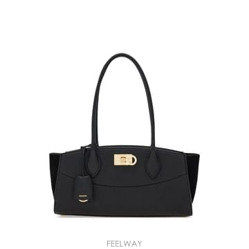 Ferragamo 26 FW ��󰡸� ��Ʃ��� M ����Ʈ �� 795213 TP45918426526 FW ��󰡸� ��Ʃ��� M ����Ʈ �� 795213 TP459184265
