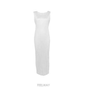 Issey Miyake 26 FW �ø��� �ø��� �̼��� �̾��� �ø��� ������ �̵� �巹�� PP66JH114 TP45548052126 FW �ø��� �ø��� �̼��� �̾��� �ø��� ������ �̵� 