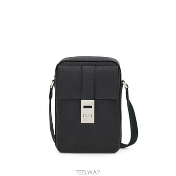 Ferragamo 26 FW ��󰡸� ��� ��Ŭ ũ�ν� �� 795602 TP45639563526 FW ��󰡸� ��� ��Ŭ ũ�ν� �� 795602 TP456395635