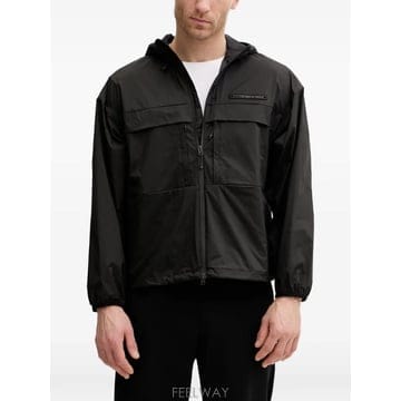 Armani 26 FW �̿��̼��� �ΰ� ��ġ �ĵ� ����극��Ŀ 7M001594AF21031 TP45526270126 FW �̿��̼��� �ΰ� ��ġ �ĵ� ����극��Ŀ 7M001594A