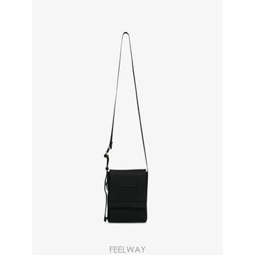 Maison Margiela 26 FW �������������� Ʈ���ݸ��� ���޸� �ΰ� ��ġ ��� �� SB5WG0039P8504 TP4585808026 FW �������������� Ʈ���ݸ��� ���޸� �ΰ� ��ġ ��� 