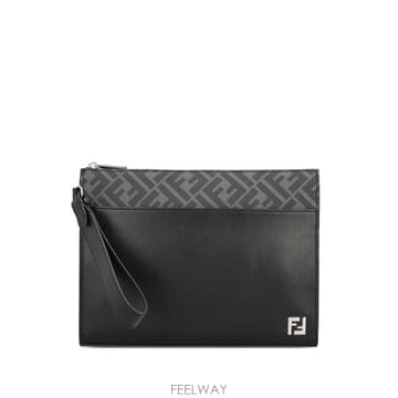 FENDI 26 FW ��� FF ������ �Ŀ�ġ Ŭ��ġ 7VA491AJF0 TP45547854726 FW ��� FF ������ �Ŀ�ġ Ŭ��ġ 7VA491AJF0 TP455478