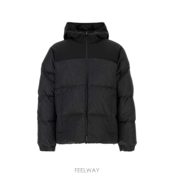 Moncler 26 FW ��Ŭ���� �����Ű �ĵ� �ٿ� ��Ŷ L20911A0015559A0A TP45879141526 FW ��Ŭ���� �����Ű �ĵ� �ٿ� ��Ŷ L20911A0015559A