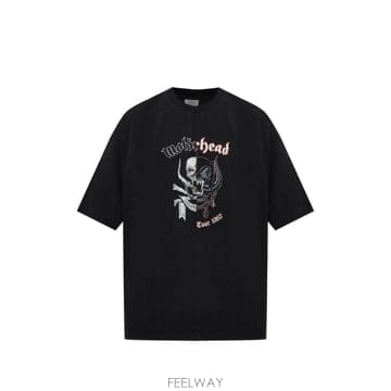 Vetements 26 FW ��Ʈ�� �׷��� ����Ʈ �г� Ƽ���� MH27TR242B TP45748500826 FW ��Ʈ�� �׷��� ����Ʈ �г� Ƽ���� MH27TR242B TP45