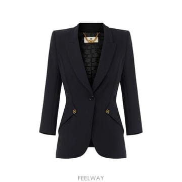 Elisabetta Franchi 26 FW Elisabetta Franchi �淮 ũ������ �к긯 ��ƾ ��Ŷ GI27567E2 TP4583026 FW Elisabetta Franchi �淮 ũ������ �к긯 ��ƾ ��