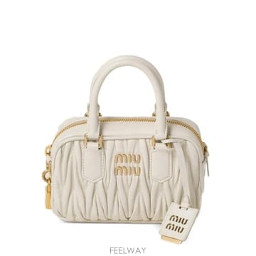 Miu Miu 26 FW �̿�̿� ��ī�� ��Ʋ�� ���� ���� �� 5BB123VYONAN88 TP45436258426 FW �̿�̿� ��ī�� ��Ʋ�� ���� ���� �� 5BB123VYON