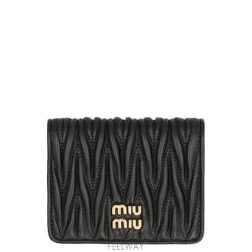 Miu Miu �δ��� MIU MIU �̿�̿� ���� �����δ��� MIU MIU �̿�̿� ���� ����