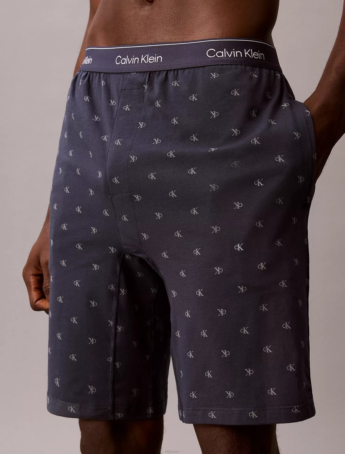 Calvin Klein Ķ��Ŭ���� ���� ��������� ���̾Ƹ�� �ΰ� �Ϲ��̽�Ʈ ������ ��ư ���� ���� �̱�����Ķ��Ŭ���� ���� ��������� ���̾Ƹ�� �ΰ� �Ϲ��̽�Ʈ 