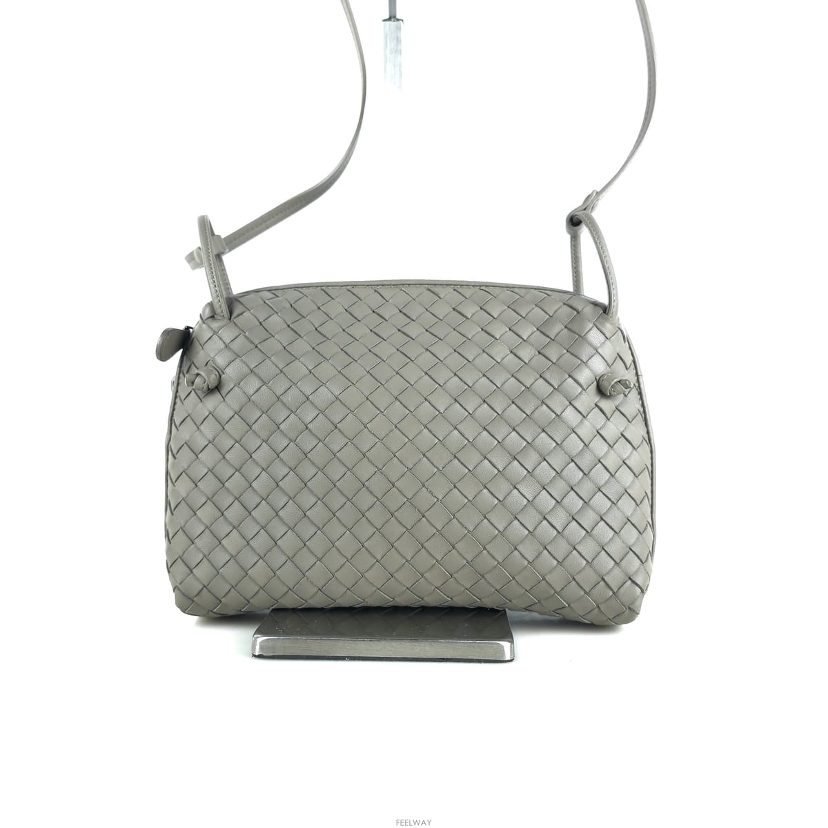 Bottega Veneta [�Ƹ�����]���װ�����Ÿ ��Ʈ��ġ���� ���� ũ�ν���245354[�Ƹ�����]���װ�����Ÿ ��Ʈ��ġ���� ���� ũ�ν���245