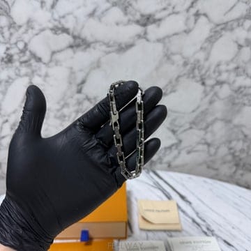 Louis Vuitton ���̺��� ���׷� ü�� ������̺��� ���׷� ü�� ����
