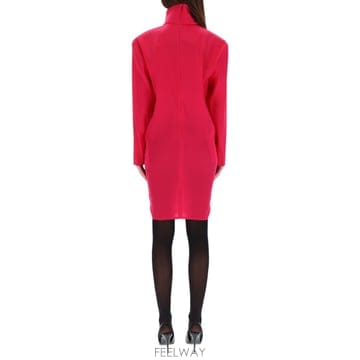 Saint Laurent 26SS ���ζ� �ڽ� �巹�� 849606Y6I855244 TP57183855126SS ���ζ� �ڽ� �巹�� 849606Y6I855244 TP571838551