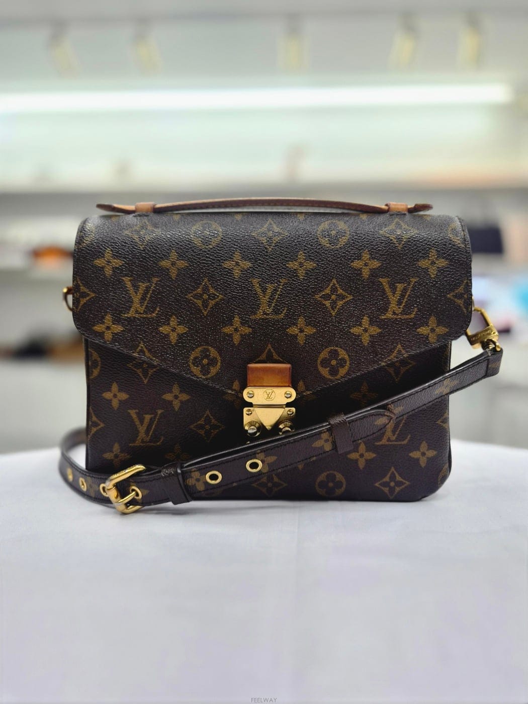 Louis Vuitton ���̺��� ���׷� ����Ʈ ��Ƽ�� ��Ʈ�� ����� M40780���̺��� ���׷� ����Ʈ ��Ƽ�� ��Ʈ�� ����� M40780