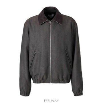 Bottega Veneta 26 FW ���װ� ����Ÿ ��Ʈ������ ���� ����콺 2527 871290V6O2026 FW ���װ� ����Ÿ ��Ʈ������ ���� ����콺 2527 8712