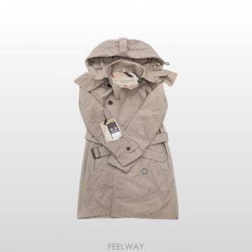 버버리 브릿 후드 타프타 더블 브레스티드 트렌치 코트 베이지 3824737 국내 55