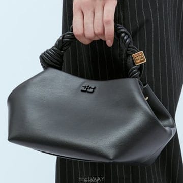 GANNI 26 FW ���� ���� Bou ���� �ΰ� ž�ڵ� ���� ��Ʈ�� ���� A5241 09926 FW ���� ���� Bou ���� �ΰ� ž�ڵ� ���� ��Ʈ�� ���� 