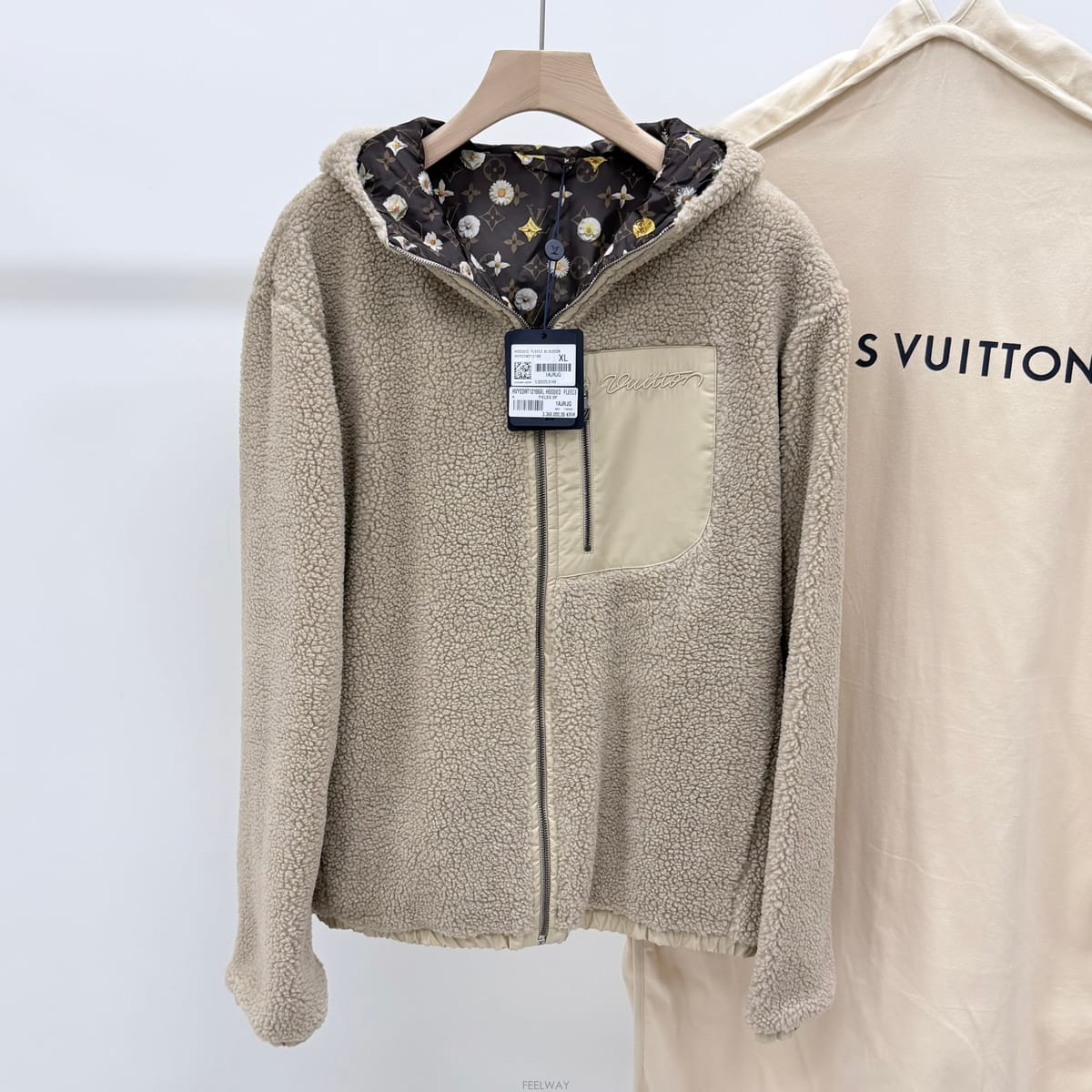 Louis Vuitton [�̻��/XL] 26FW ���̺��� �ĵ� �ø��� �ĸ��� ���� ������[�̻��/XL] 26FW ���̺��� �ĵ� �ø��� �ĸ��� ���� ����