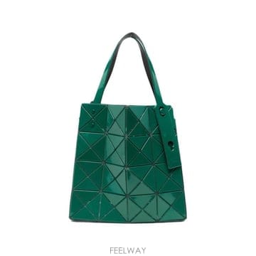 Issey Miyake 26FW �ٿ��ٿ� ��Ʈ�� BB68AG611 67 MALACHITE GREEN26FW �ٿ��ٿ� ��Ʈ�� BB68AG611 67 MALACHITE GREEN