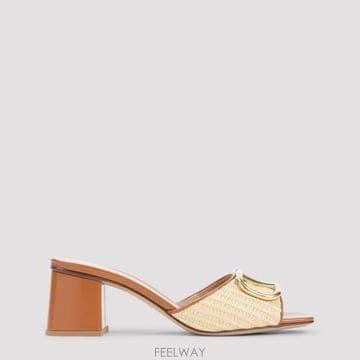 Valentino 26FW �߷�Ƽ�� ����ٴ� ���� 8W2S0HA6THQ DAD BEIGE ROASTED PECAN26FW �߷�Ƽ�� ����ٴ� ���� 8W2S0HA6THQ DAD BEIGE ROAS