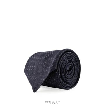 CORNELIANI 26FW �����ڸ��ƴ� ��Ÿ�� 28UV112A20605 001 Blu26FW �����ڸ��ƴ� ��Ÿ�� 28UV112A20605 001 Blu