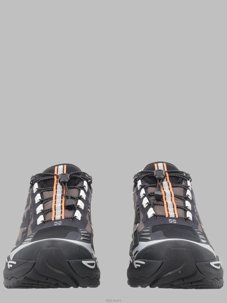 Off White 26 F/W ����ȭ��Ʈ ����Ŀ�� OF05800001_BLACK/BLA B004233169226 F/W ����ȭ��Ʈ ����Ŀ�� OF05800001_BLACK/BLA B00423