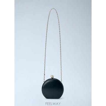 Sportmax 26 FW ����Ʈ���� ���� Curved Clutch with Chain Strap spx0266213blk26 FW ����Ʈ���� ���� Curved Clutch with Chain Strap s