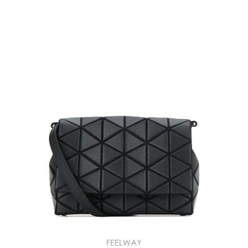Issey Miyake 26 FW Bao Bao Issey Miyake ����Ʈ ������ ũ�ν� �� BB66AG251 TP455909426 FW Bao Bao Issey Miyake ����Ʈ ������ ũ�ν� �� BB6